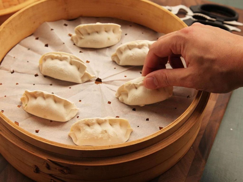 The Ultimate Guide to Cooking Frozen Dumplings: Tips and Tricks